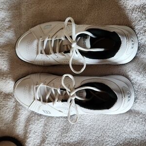 Wilson's Men's Leather Tennis Shoes